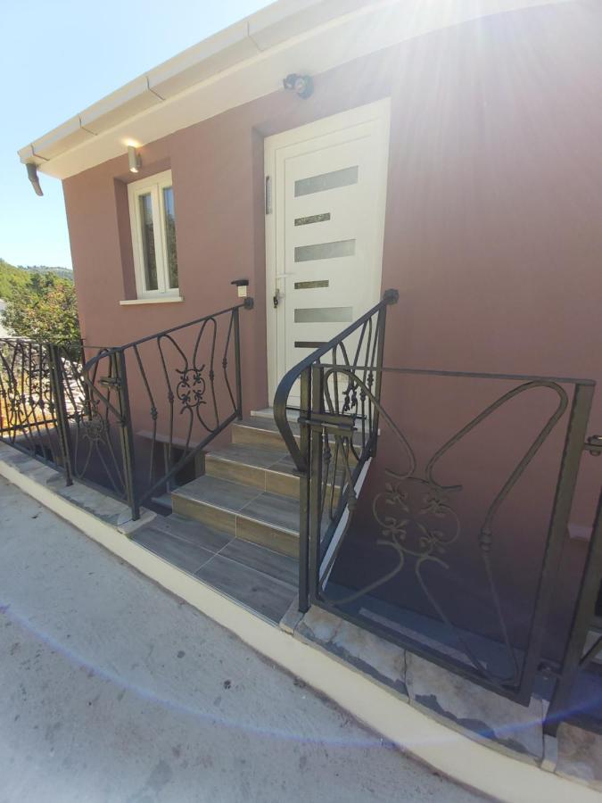Anita Prizba Apartment Bagian luar foto