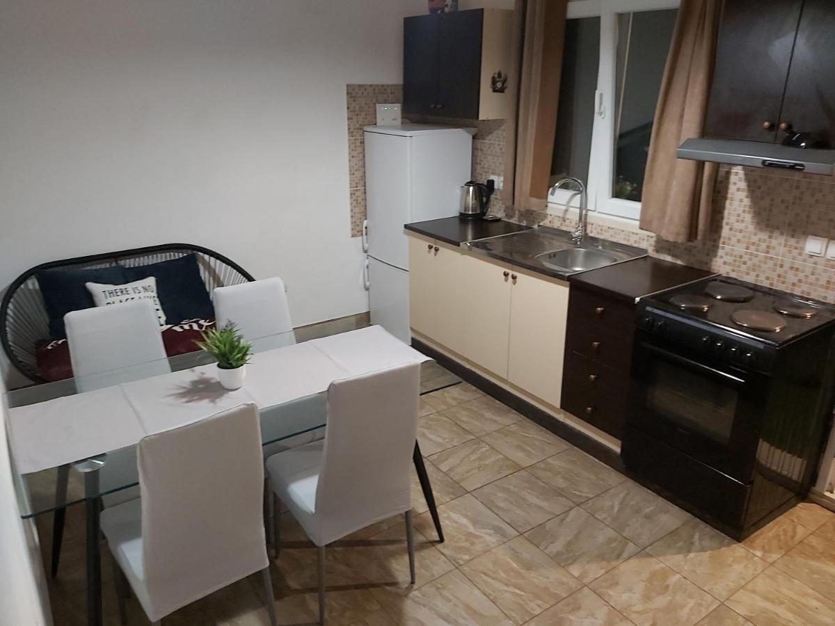 Anita Prizba Apartment Bagian luar foto